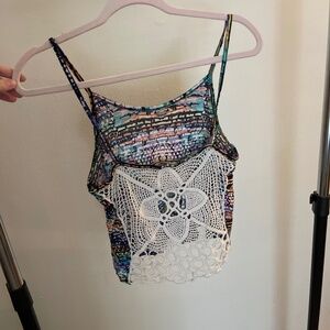 devine tank with crochet-like back - M